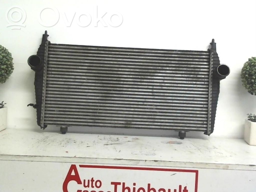 Citroen C5 Interkūlerio radiatorius 