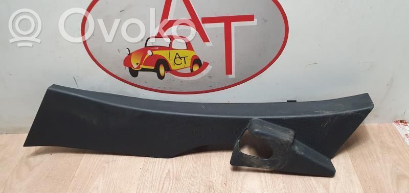 Renault Clio IV Poszycia / Boczki bagażnika 