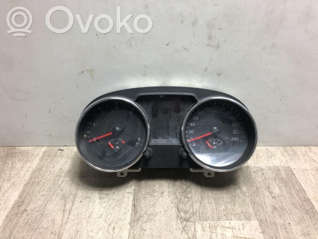 Nissan Qashqai Vitezometru (grup de instrumente)
