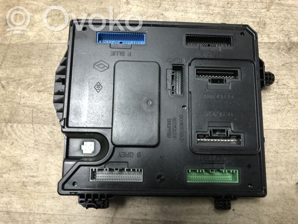 Renault Megane III Engine control unit/module 