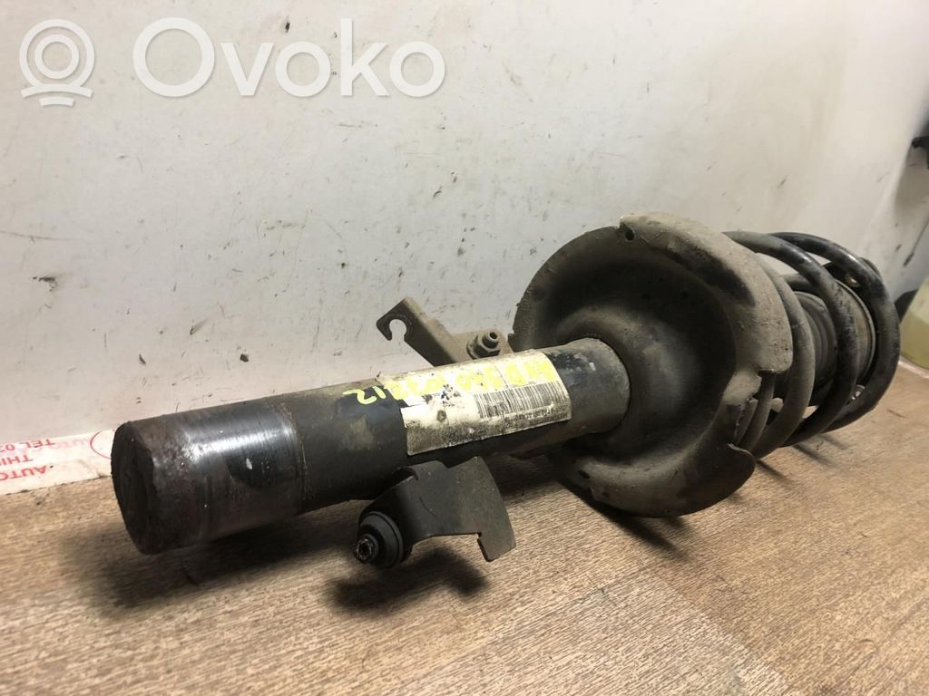 Volvo S40 Amortyzator osi przedniej ze sprężyną 