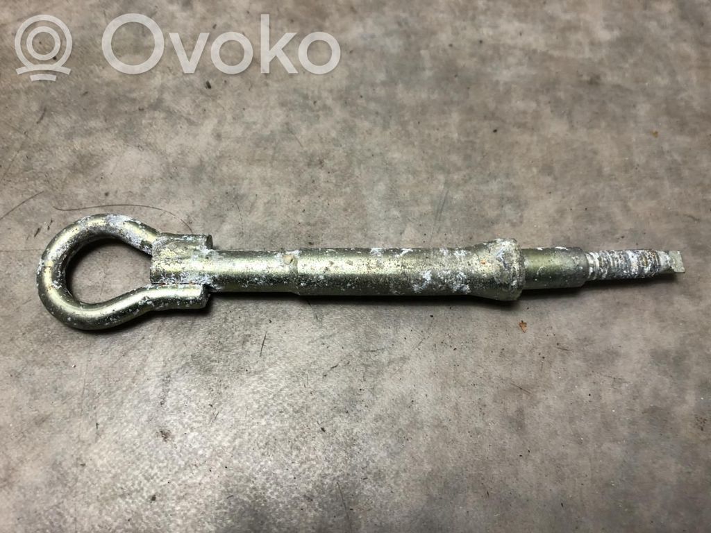 Citroen C4 I Anillo de remolque 