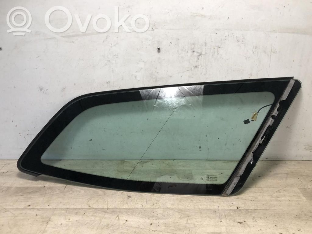 Rear side window   8569WH,8569WH