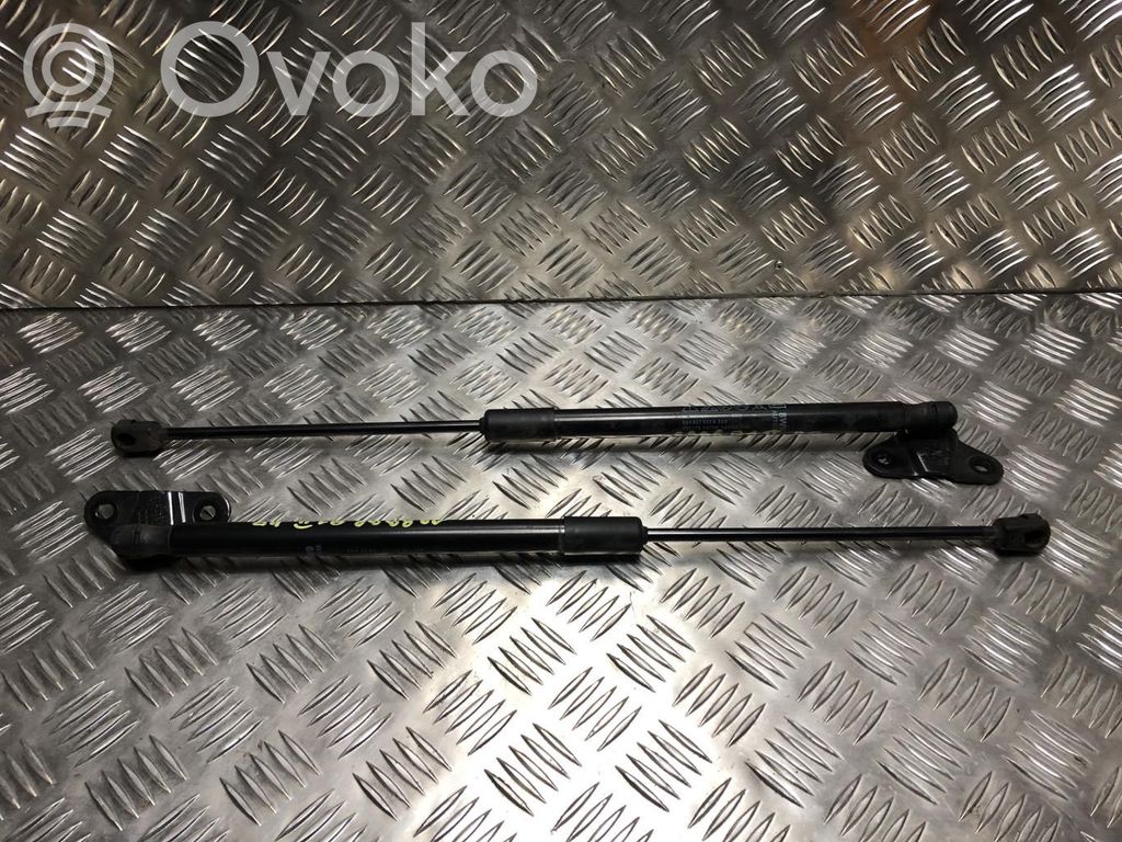 Tailgate/trunk strut/damper   82A827552A,82A827552A