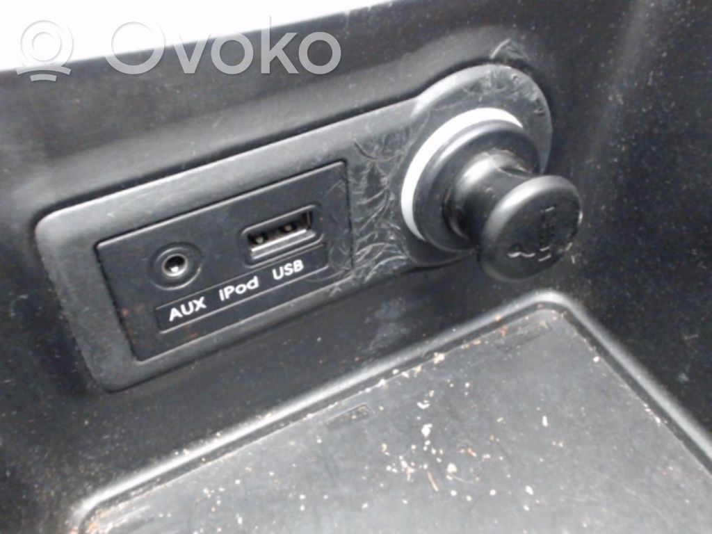 Hyundai ix20 Center console 