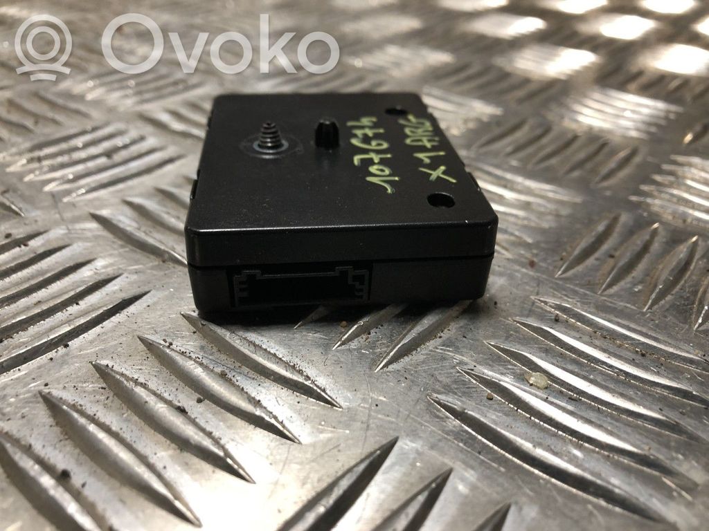 Other control units/modules   65208795962,65208795962