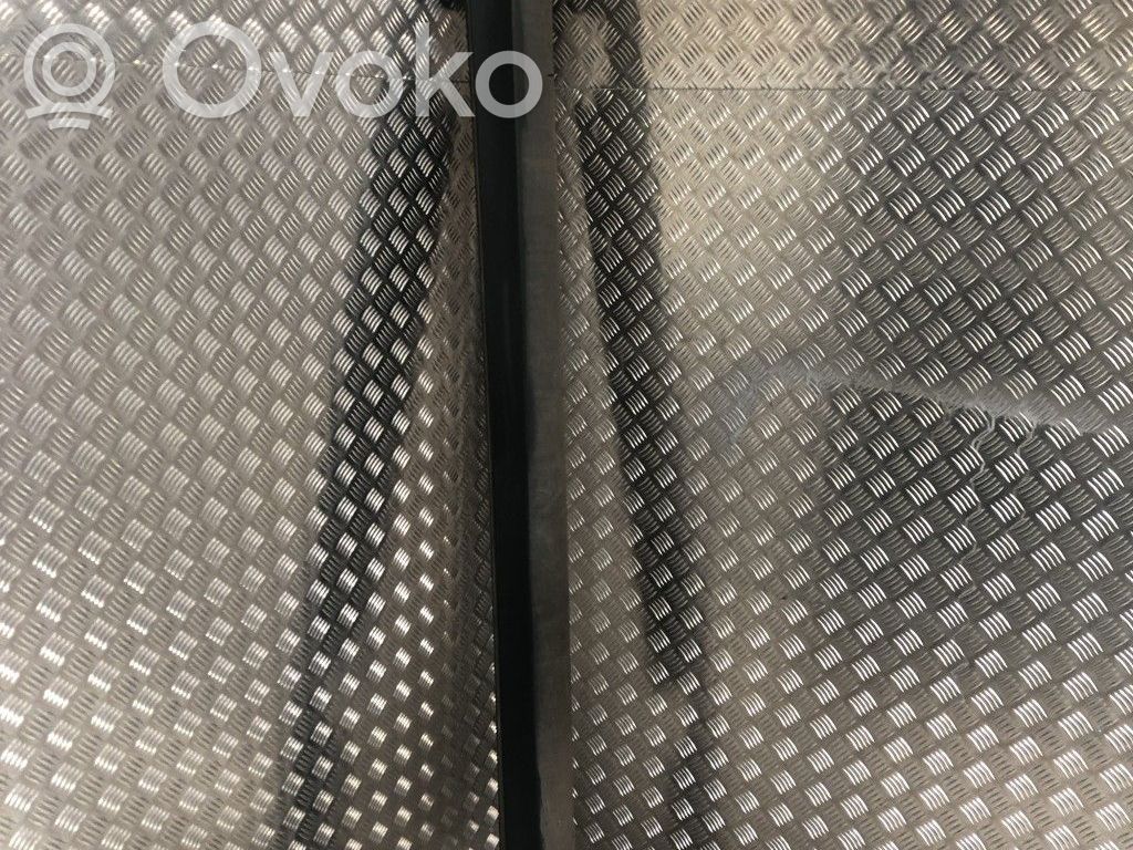 BMW X1 E84 Sill 