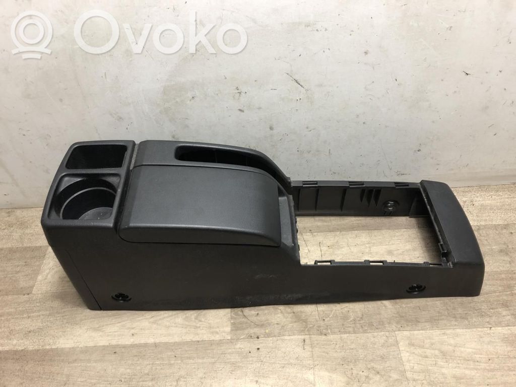 Mazda 5 Center console 