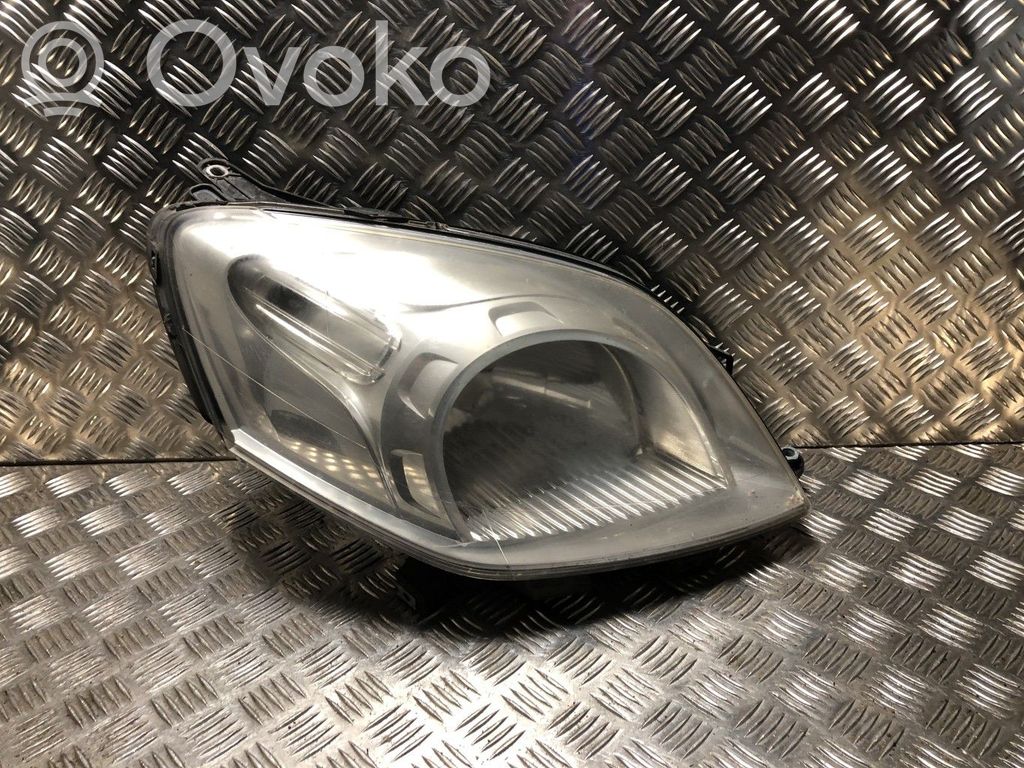 Peugeot Bipper Headlight lense 