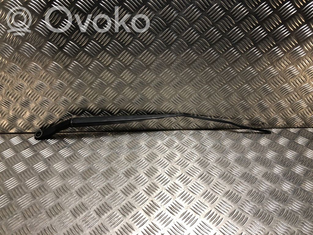 Peugeot Expert Front wiper blade arm 