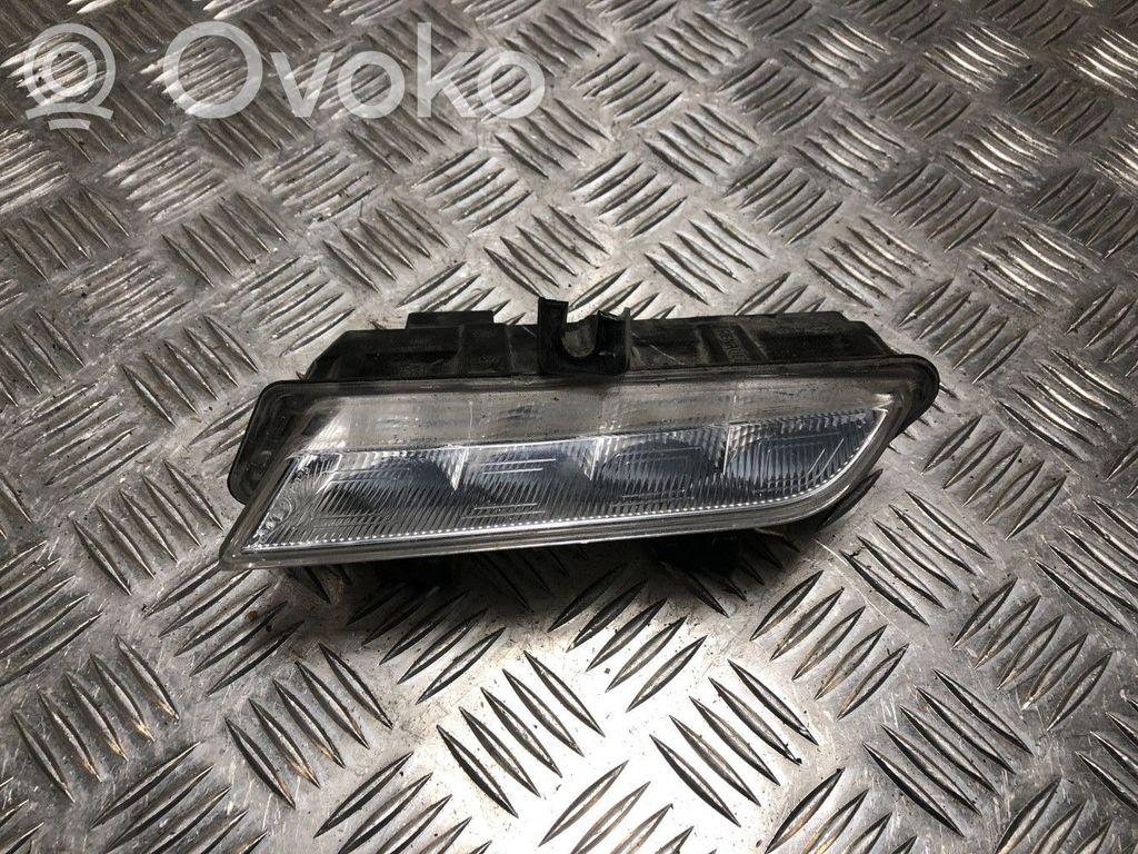 Element lampy przedniej   266059367R,266059367R