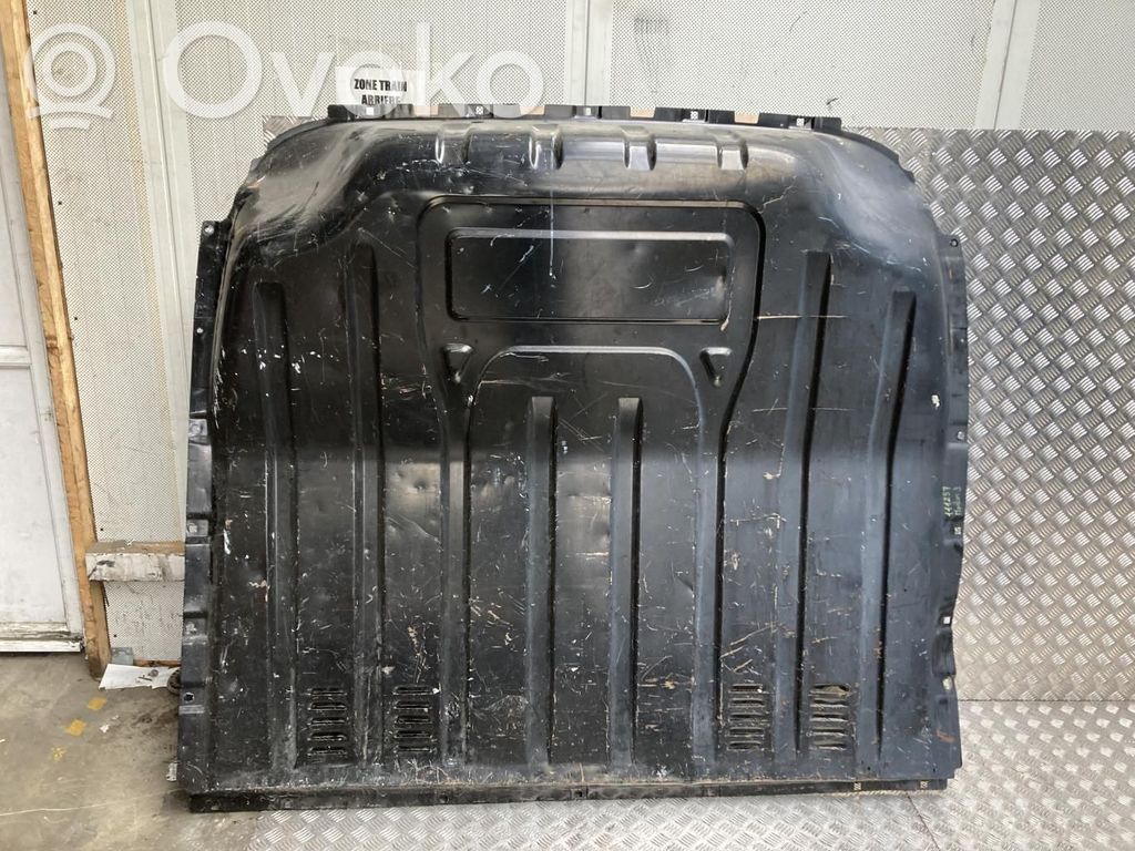 Renault Master III Variklio skyriaus pertvara 
