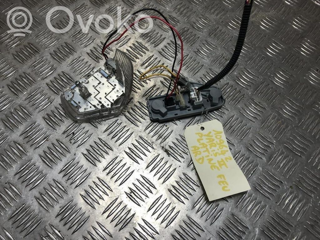 Éclairage de plaque d'immatriculation   815550D110,815550D110