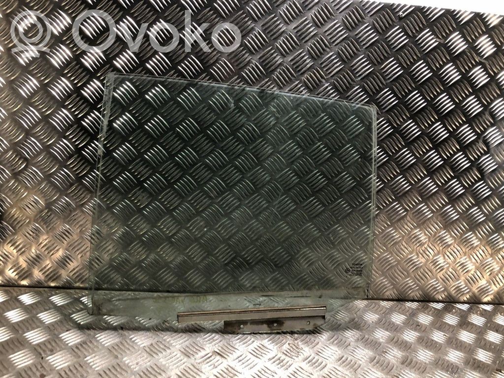 Toyota Yaris Geam ușă spate 
