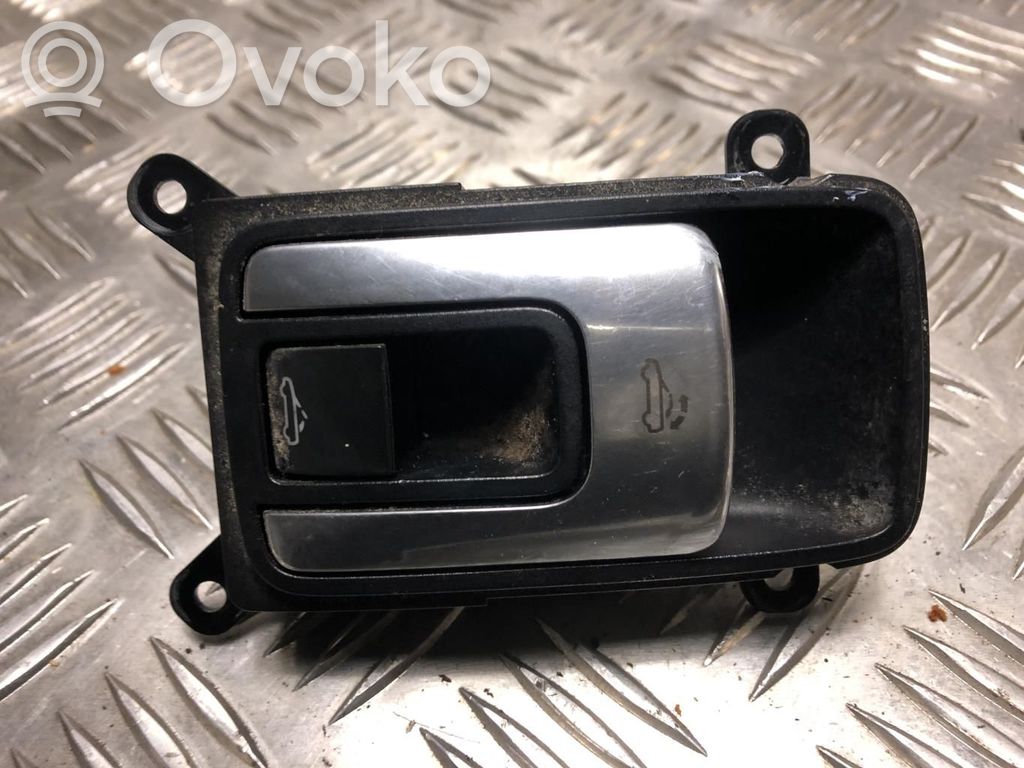 Coolant temperature sensor
