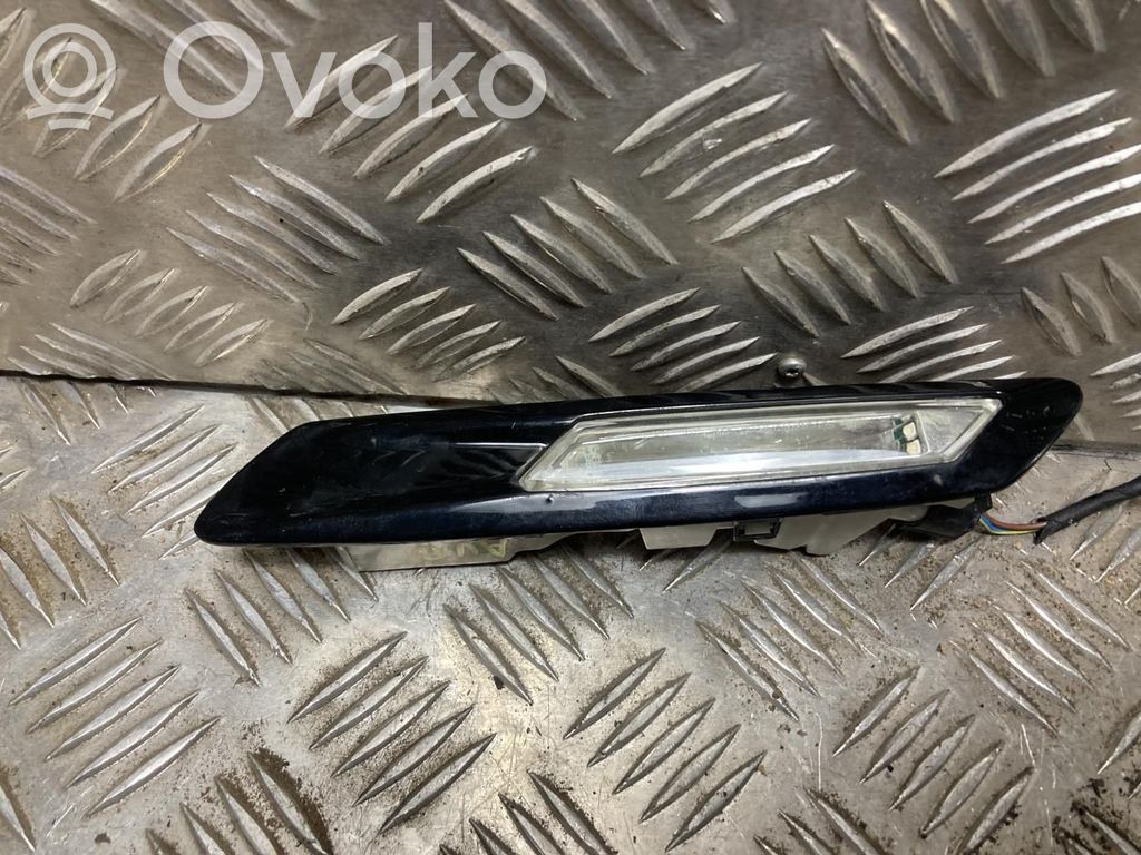 BMW 5 GT F07 Kierunkowskaz błotnika przedniego 