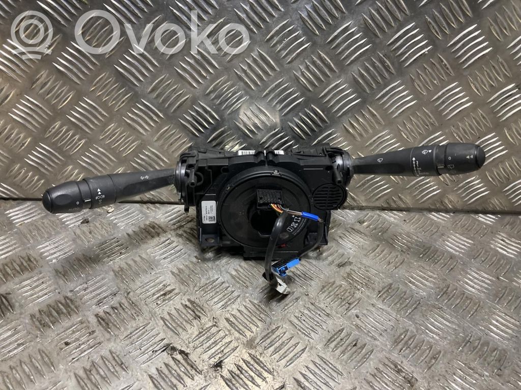 Citroen C4 Cactus Steering wheel buttons/switches 