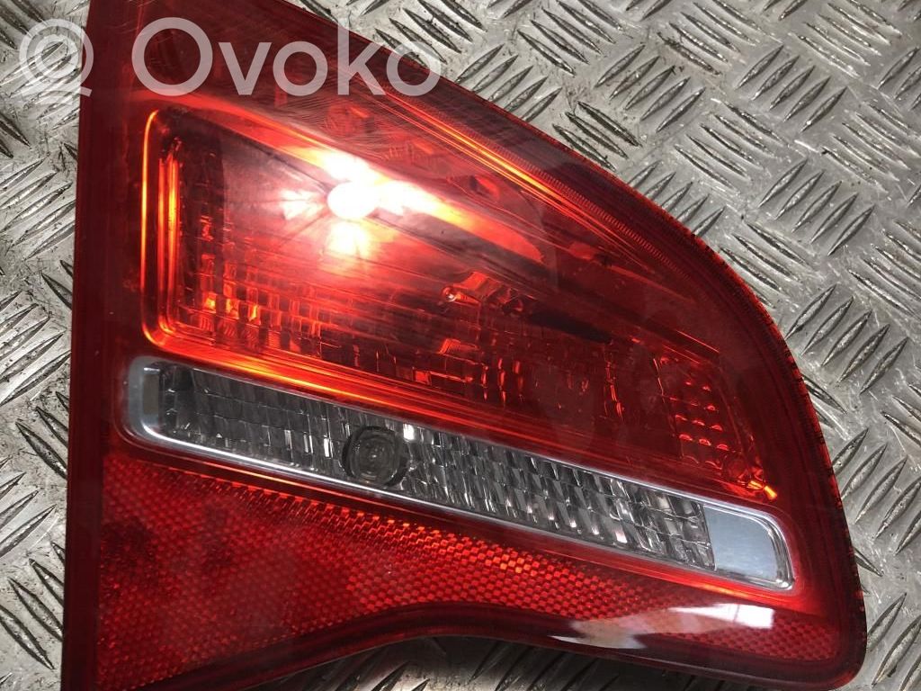 Opel Meriva B Aizmugurējais lukturis virsbūvē 