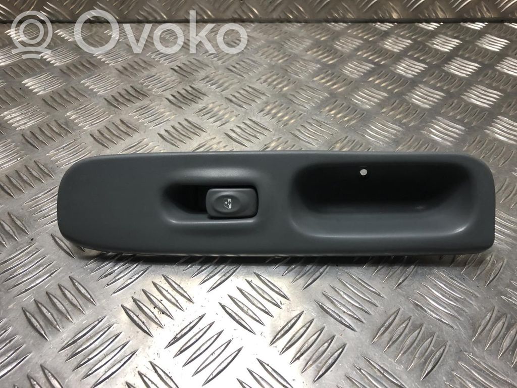 Renault Twingo I Comutator comandă geamuri electrice 