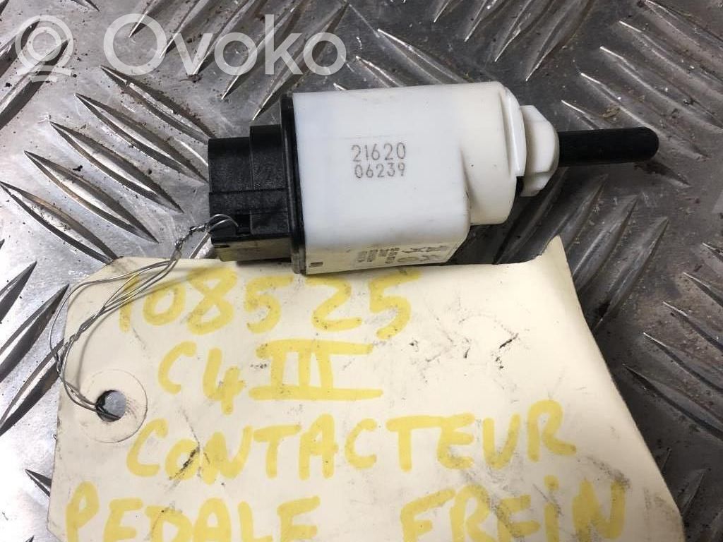 Comutator senzor pedală frână   9813503180,9813503180