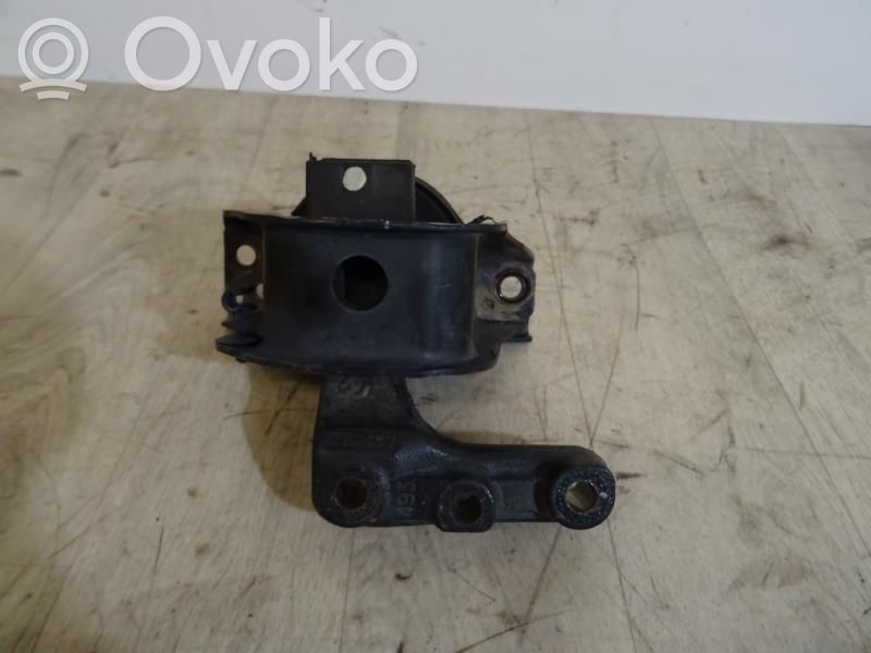 Engine mount bracket   00001807S3,00001807S3