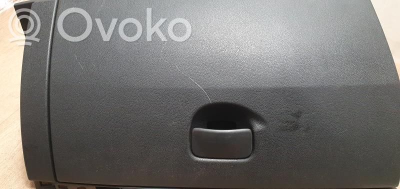 Hansikaslokero   8200407714,8200407714