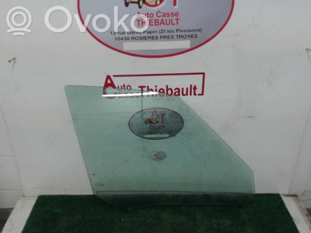 Citroen C4 Grand Picasso Szyba drzwi przednich 