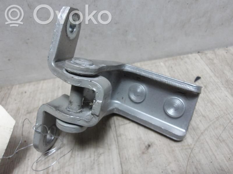 Front door hinge set   6944063JA0,6944063JA0