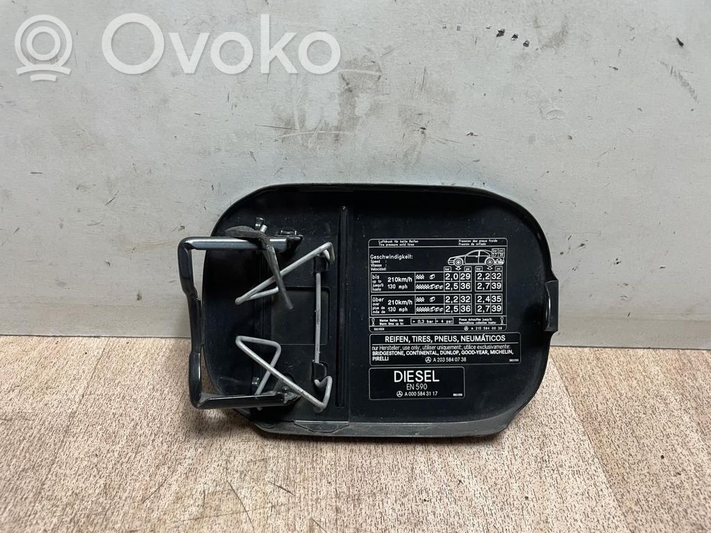 Mercedes-Benz C W203 Sportello del serbatoio del carburante