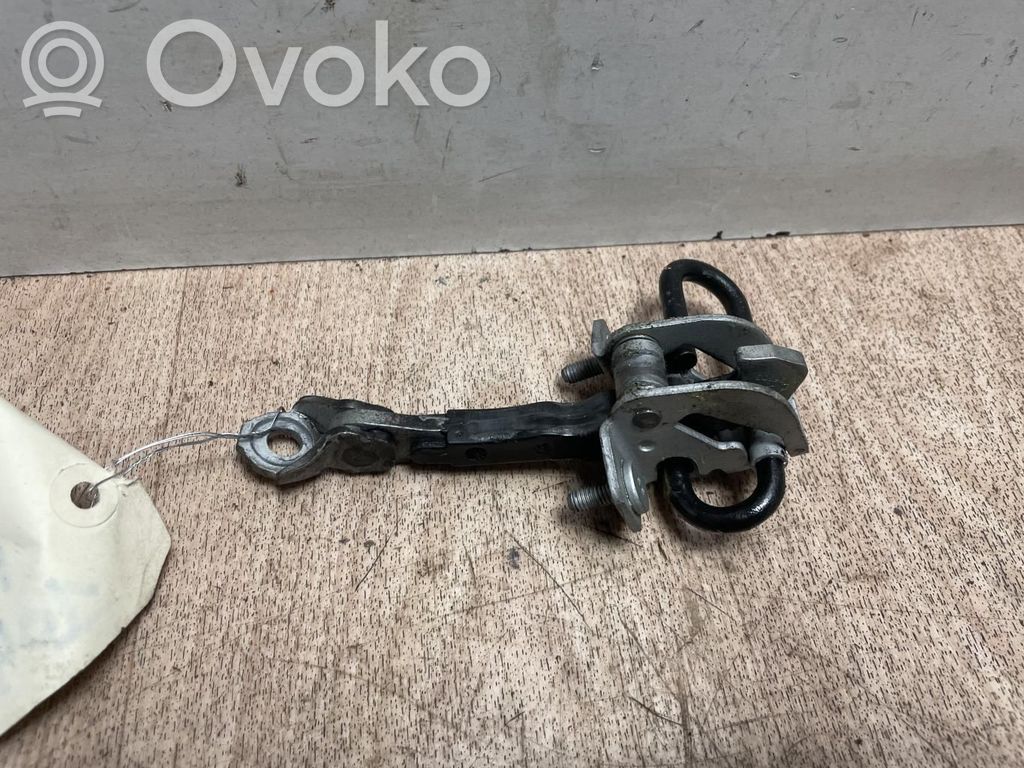 Ford Ka Front door lock loop/hook striker 