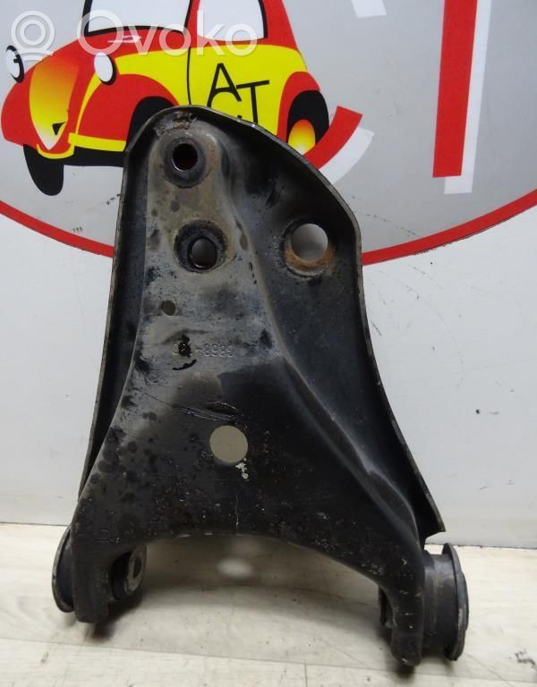 Renault Twingo II Braccio di controllo sospensione anteriore