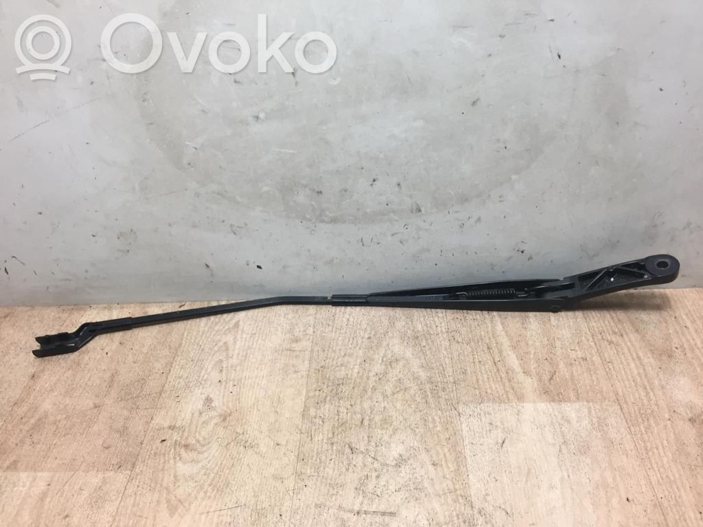 Skoda Fabia Mk3 (NJ) Braccio della spazzola tergicristallo anteriore