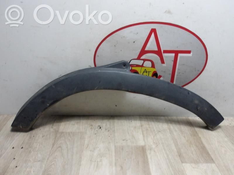 Front arch trim