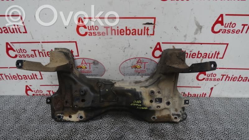Ford Transit -  Tourneo Connect Priekinis traversas 