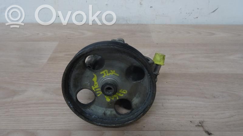 Suzuki Grand Vitara I Pompa wspomagania 
