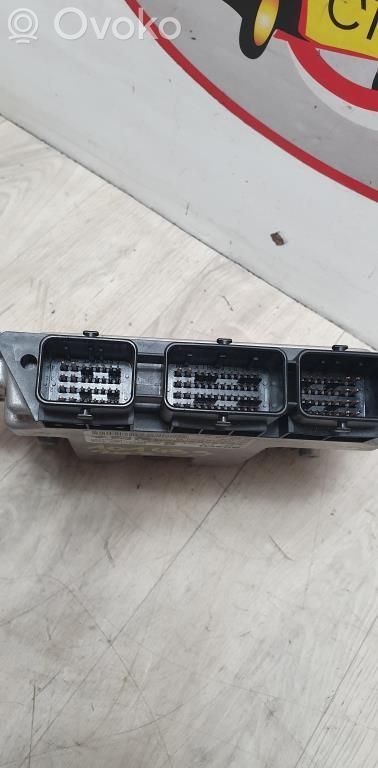 Engine control unit/module   1943H9,1943H9