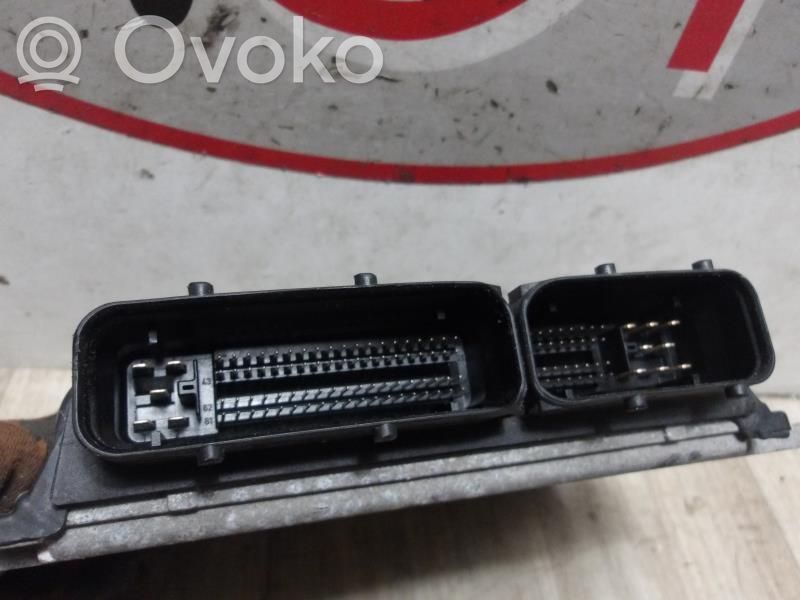 Nissan Micra C+C Engine control unit/module 