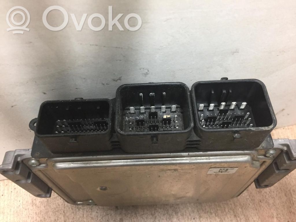 Citroen DS3 Engine control unit/module 