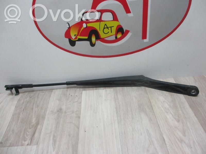 Volkswagen Golf V Wischerarm vorne 