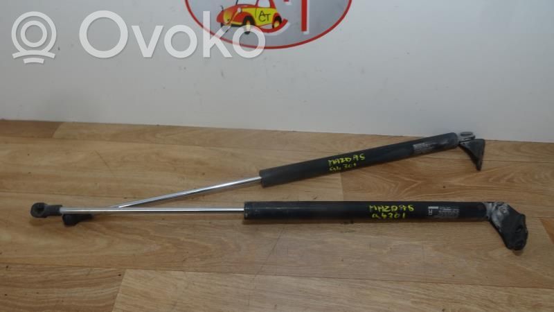 Mazda 5 Tailgate/trunk strut/damper 