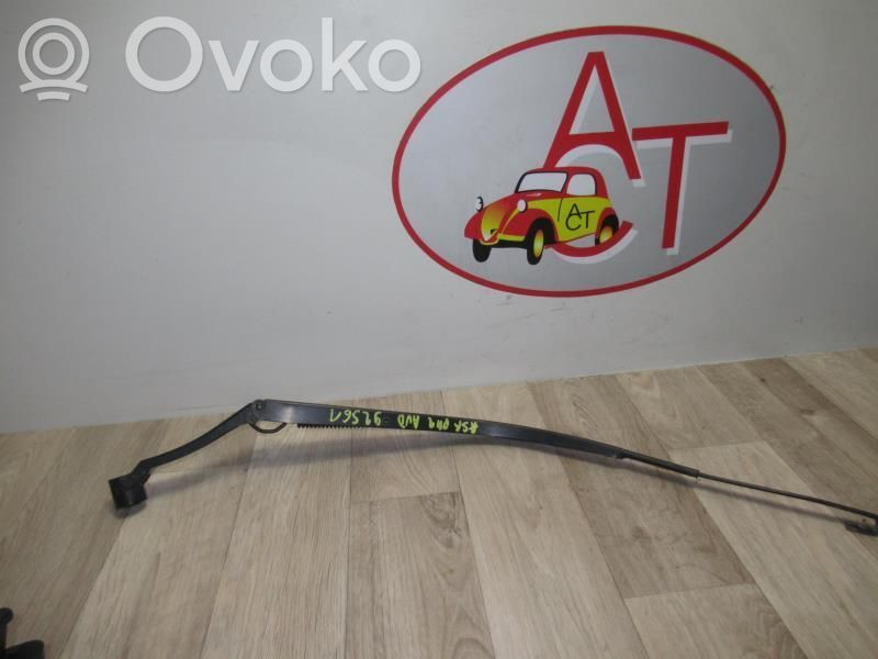 Braț ștergător față   8250A172,8250A172