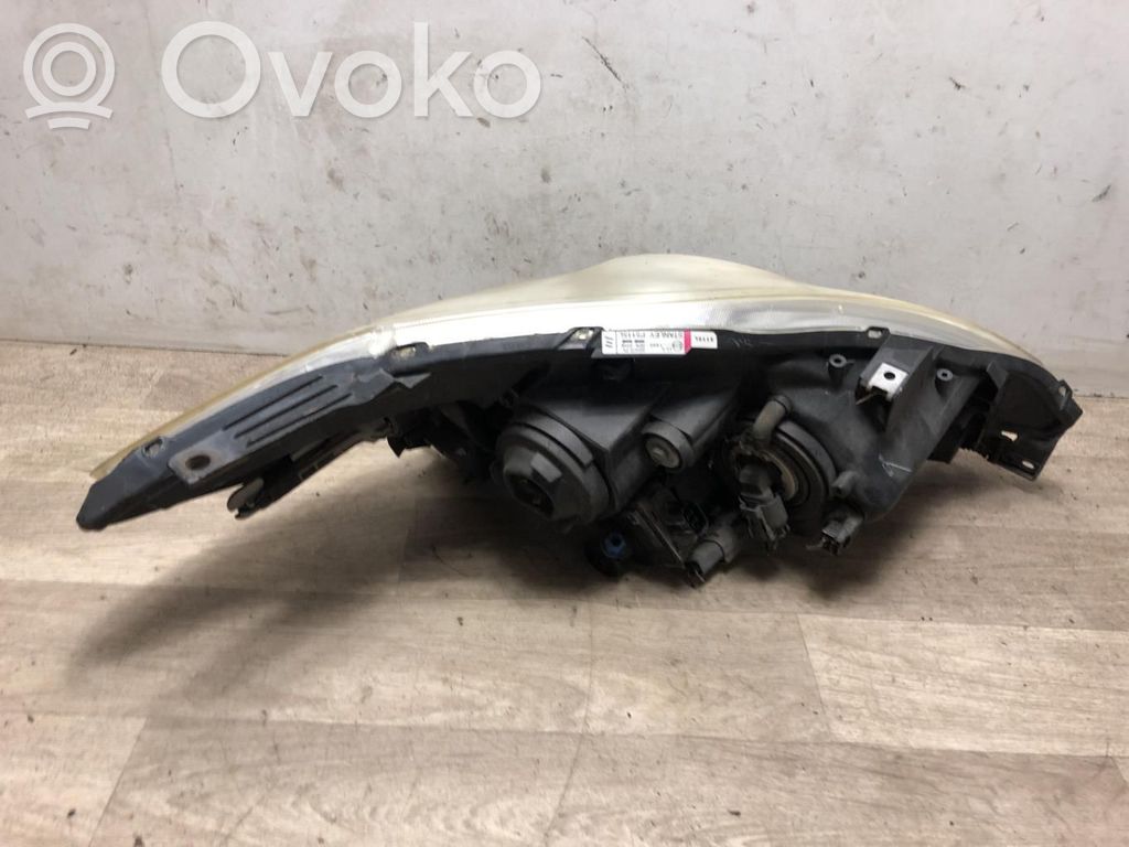 Mazda 5 Headlight lense 
