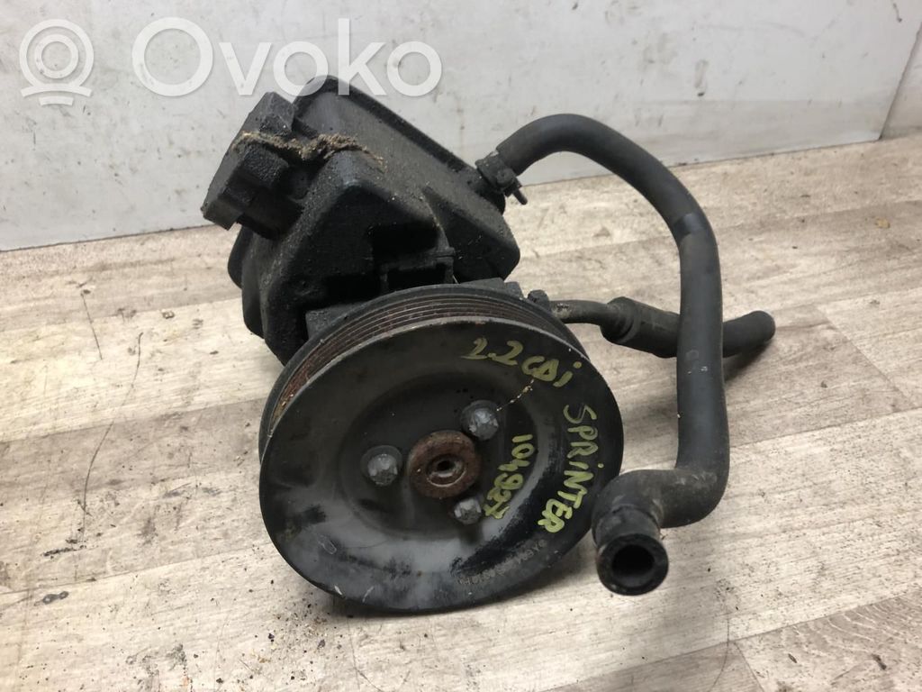 Mercedes-Benz Sprinter W901 W902 W903 W904 Pompa servosterzo