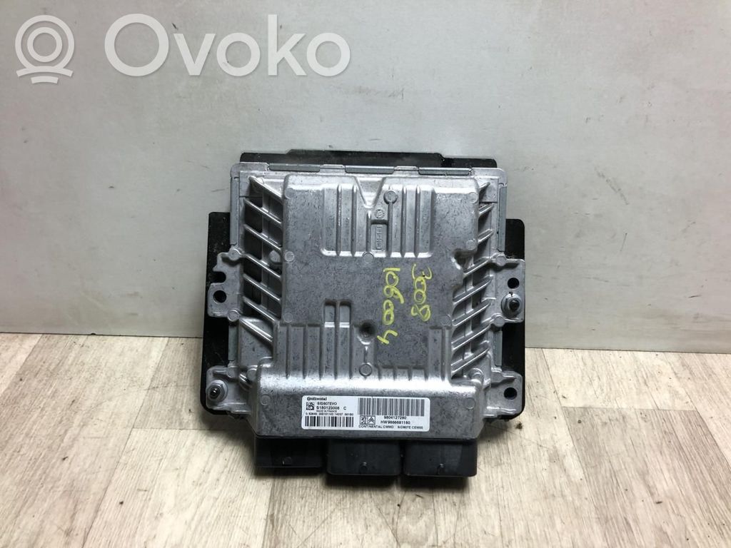 Peugeot 3008 I Engine control unit/module 