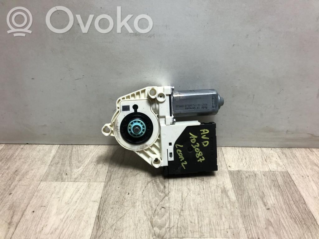 Seat Leon (1P) Silnik regulatora szyby drzwi przednich 