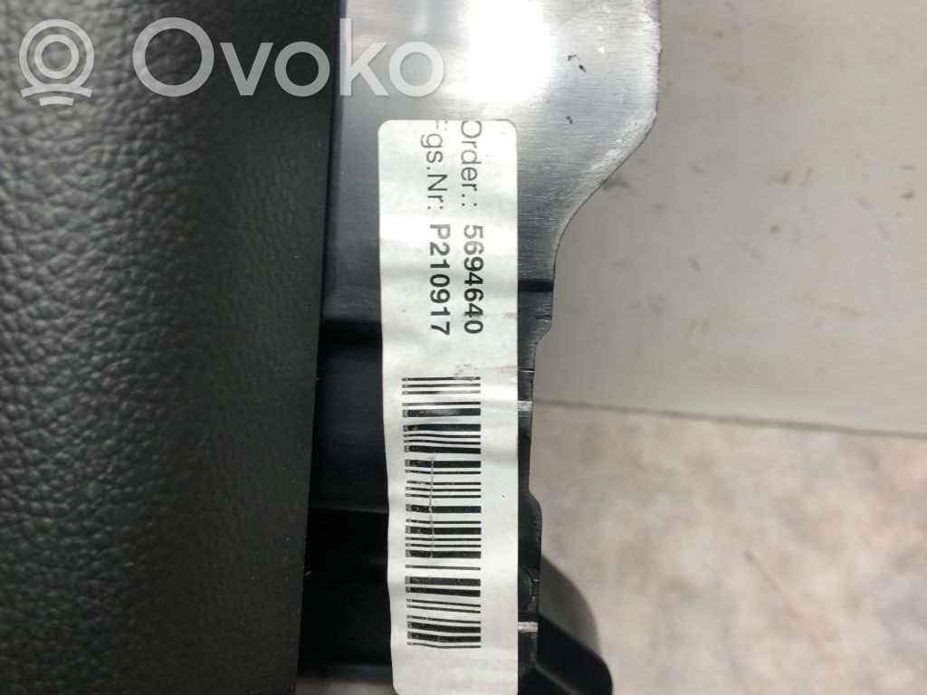BMW 1 E81 E87 Glove box 