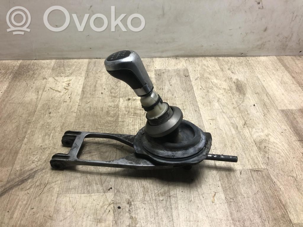 BMW 1 E81 E87 Gear shifter/selector 