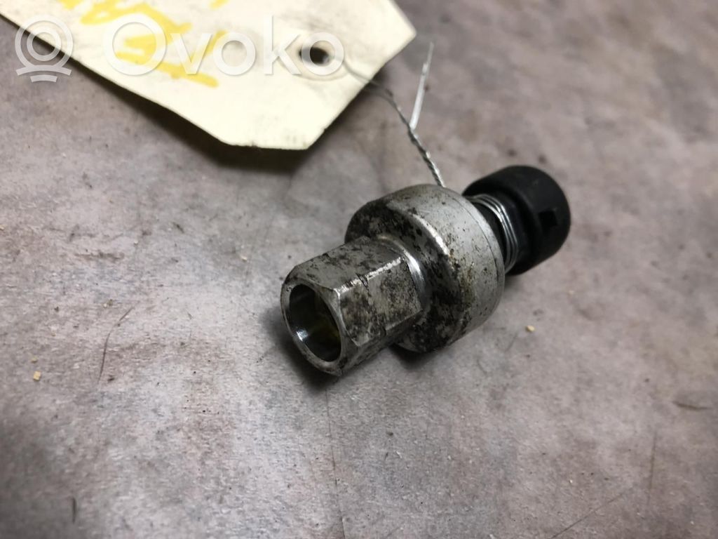 Renault Trafic II (X83) Sensor 