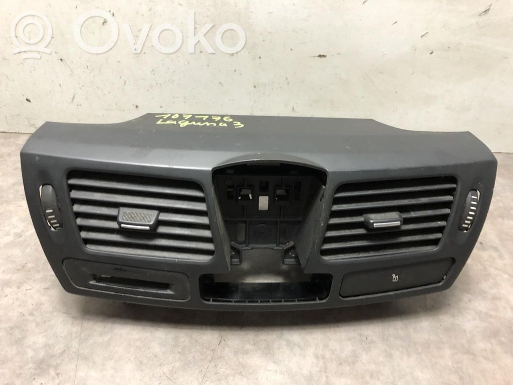 Lango oro grotelės