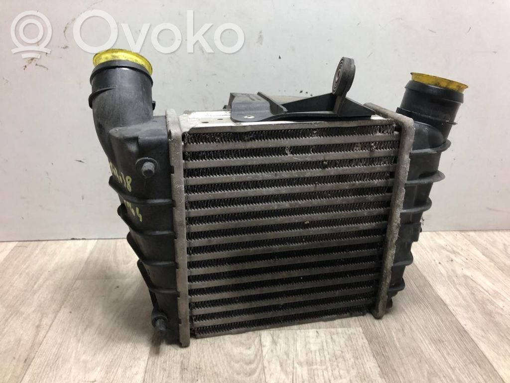 Radiador intercooler   6Q0145804A,6Q0145804A